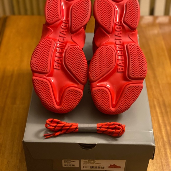 Worn once. Basic brand new! - Picture 4 of 4